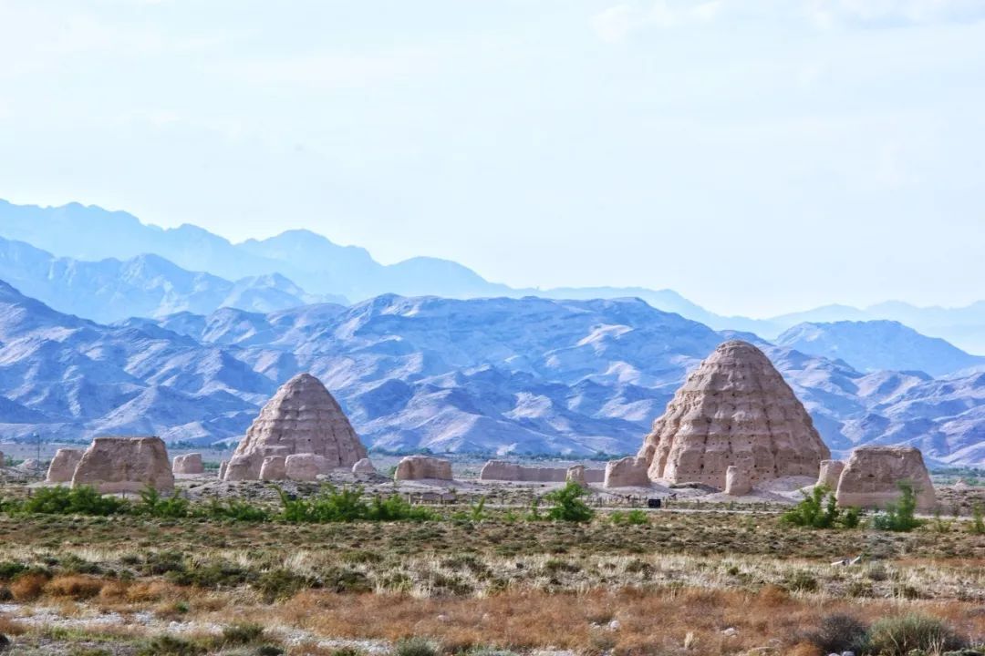 夕阳下的吉他独白,宁夏沙漠的浪漫演绎
