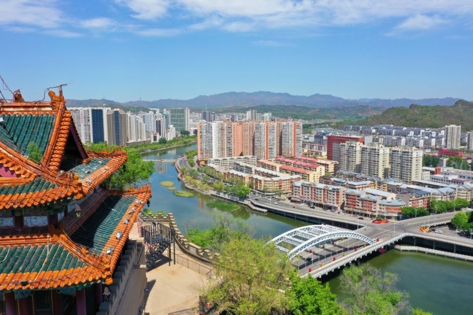 探寻承德小巷深处的特色小店，避暑山庄旁的独特韵味